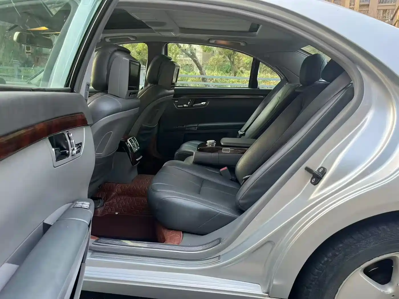 Mercedes-Benz S-Class фото 5