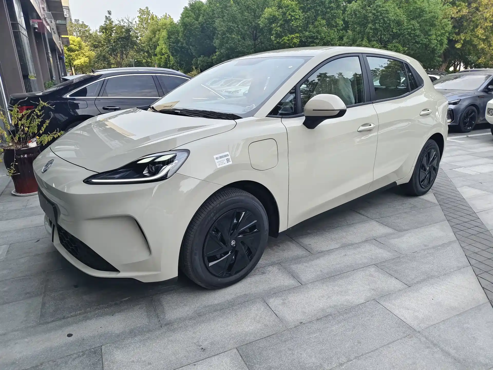 Фото 1 - MG MG4 EV