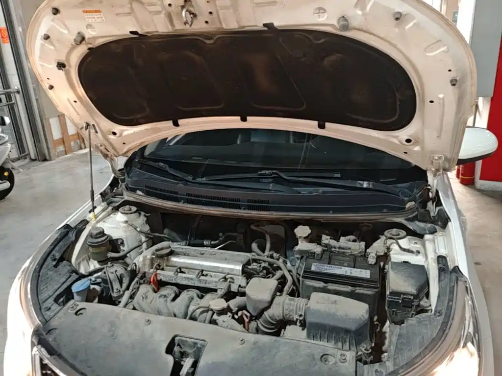 Kia K2 2017 2015 Sedan 1.4L AT GLS