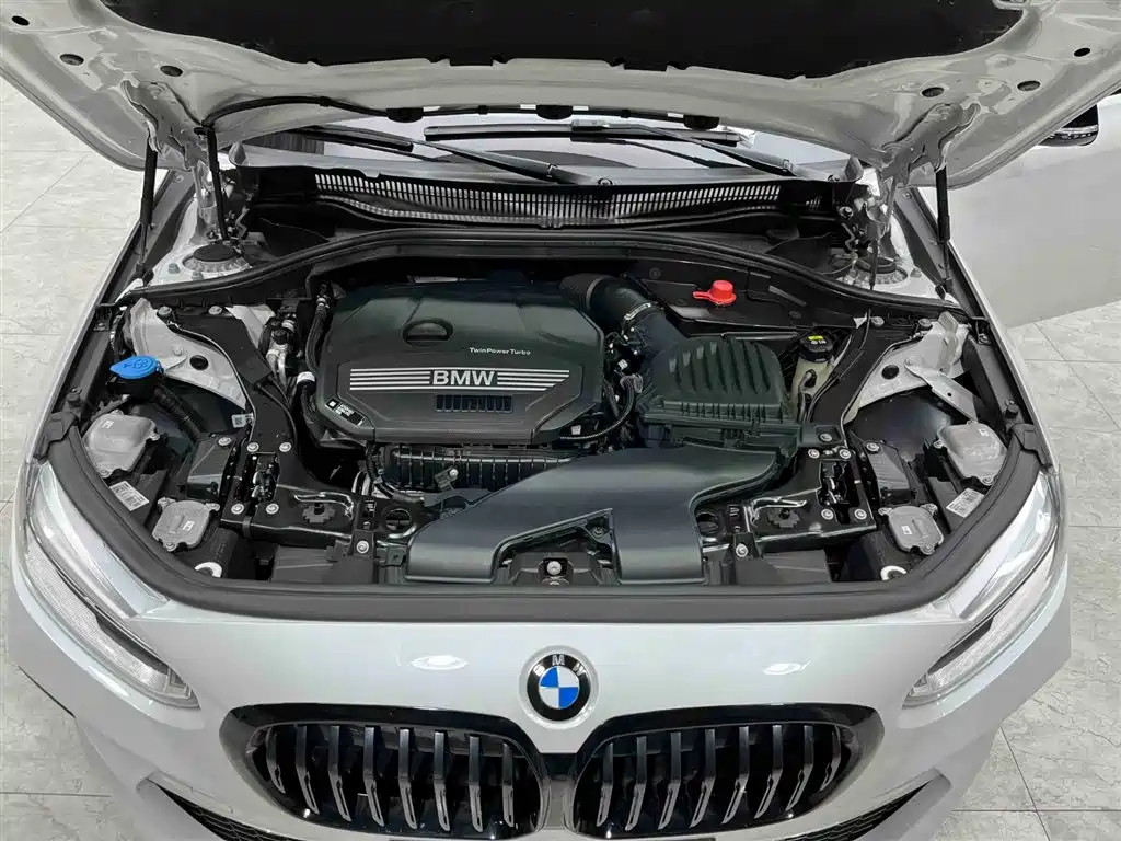 BMW 1 Series 2021 Facelift 120i M Sport Shadow Edition фото 20