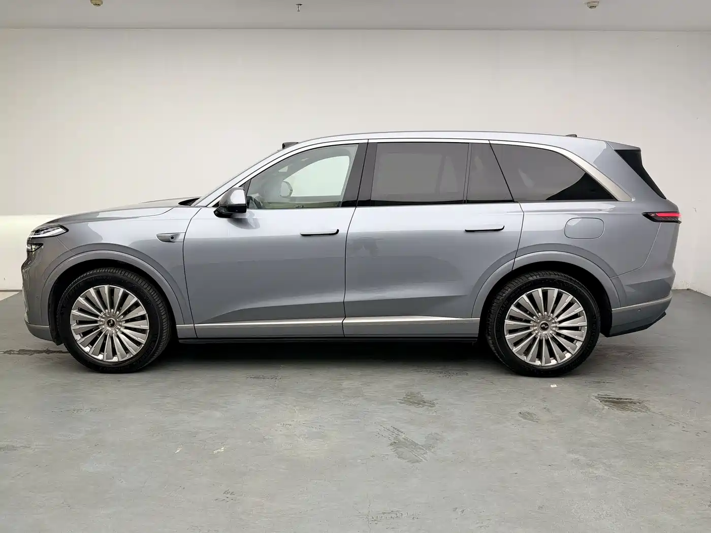 Ledao L90 2025 2025 AWD Base Model