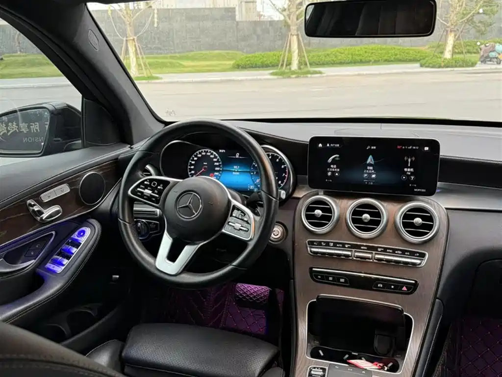 Mercedes-Benz GLC 2020 Facelift GLC 260 L 4MATIC Luxury фото 11