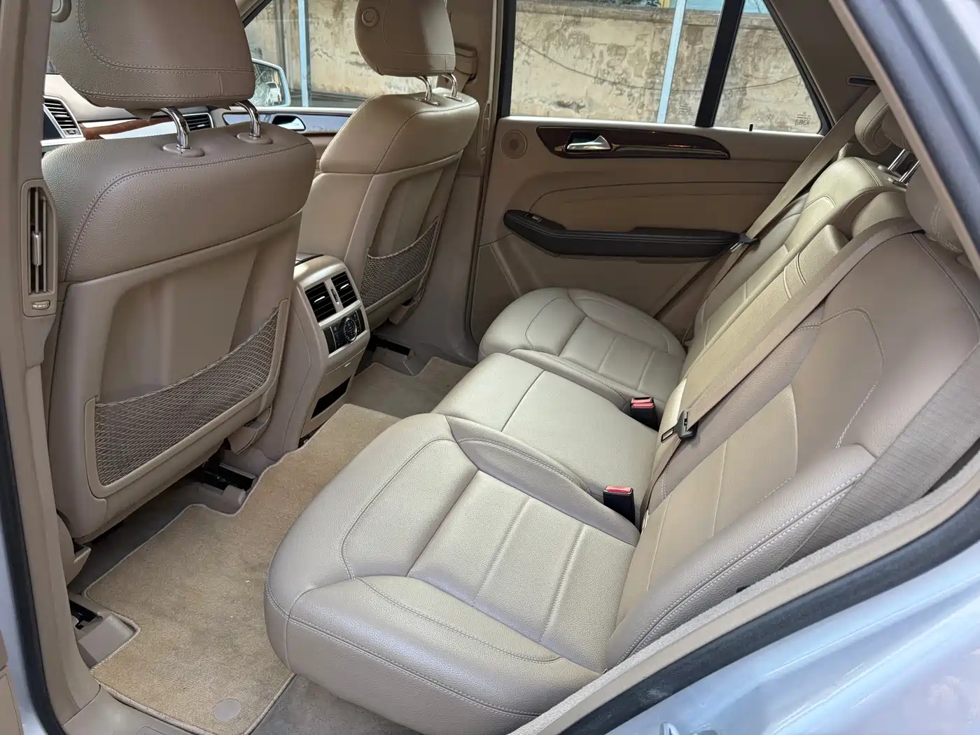 Mercedes-Benz M-Class 2012 Model ML 350 Luxury фото 8