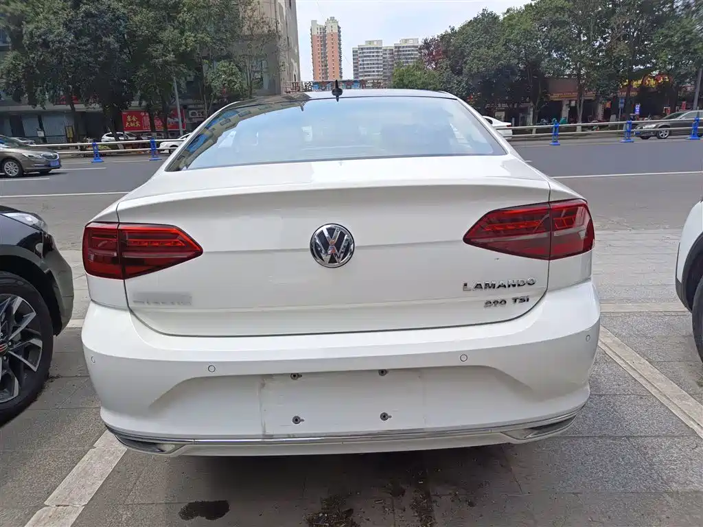 Volkswagen Lamando 2019 280TSI DSG Comfort Edition China V фото 6