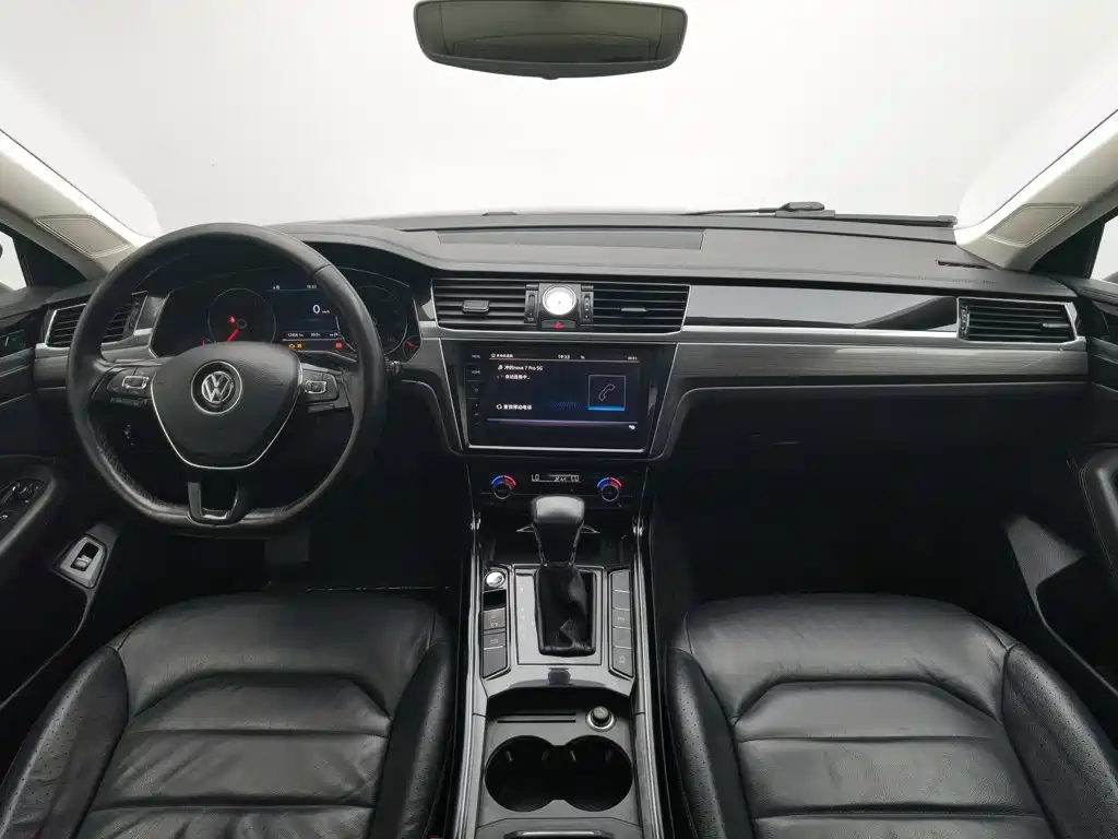 Фото 5 - Volkswagen Phideon
