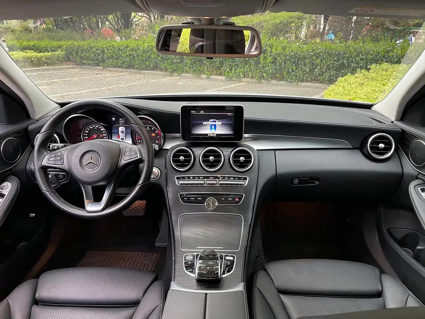 Mercedes-Benz C-Class 2015 Facelift C 200 L Sport фото 14