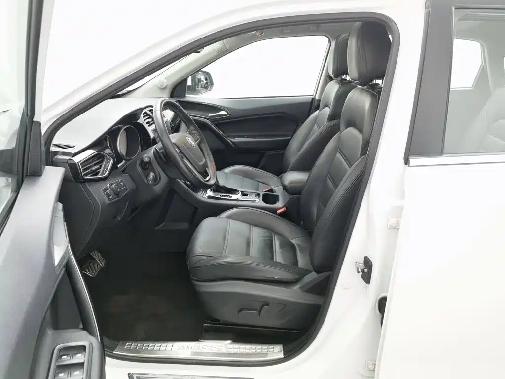 Photo 10 - MG Roewe RX5