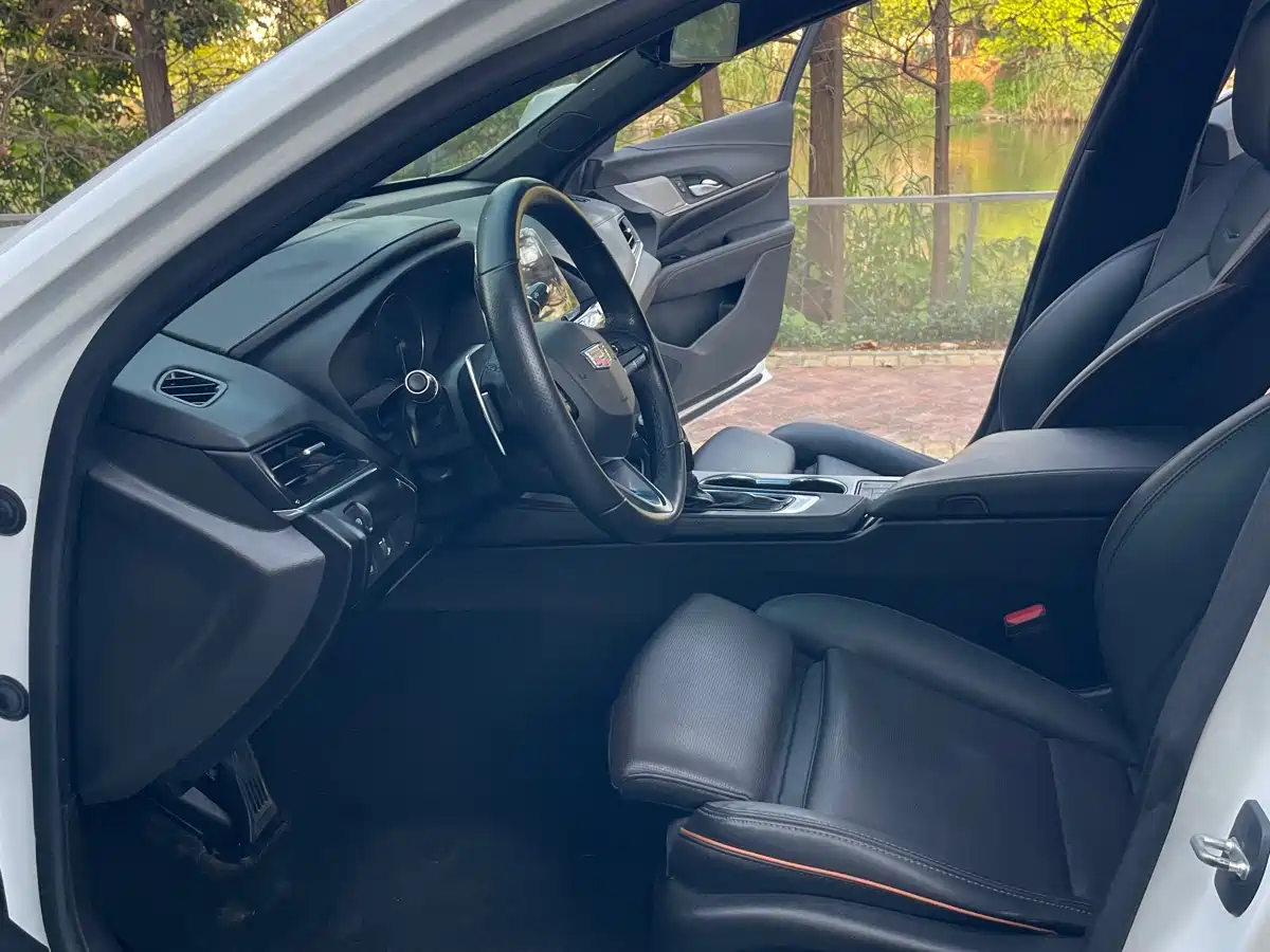 Cadillac CT4 2020 28T Elite фото 21