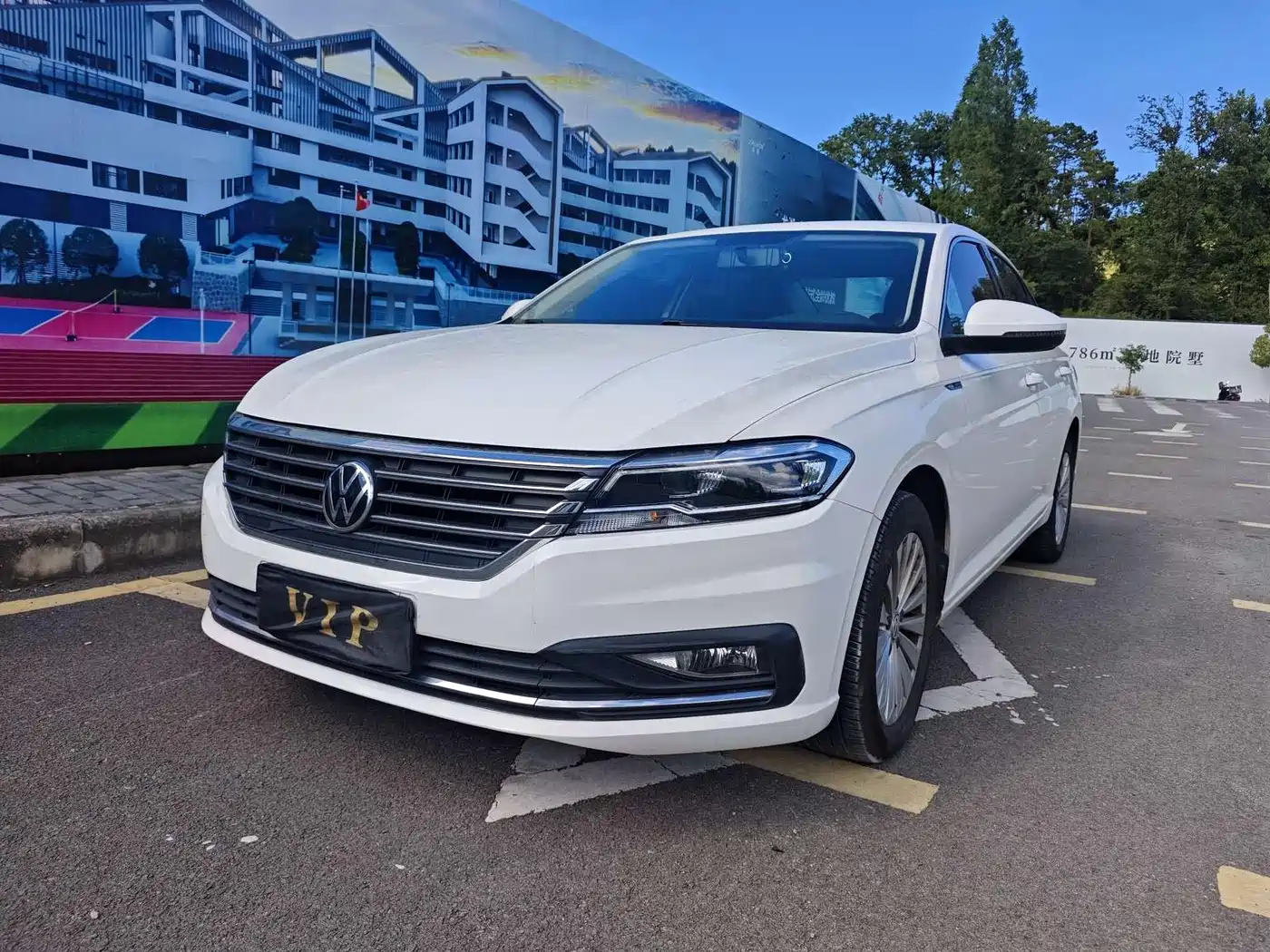 Фото 1 - Volkswagen Lavida