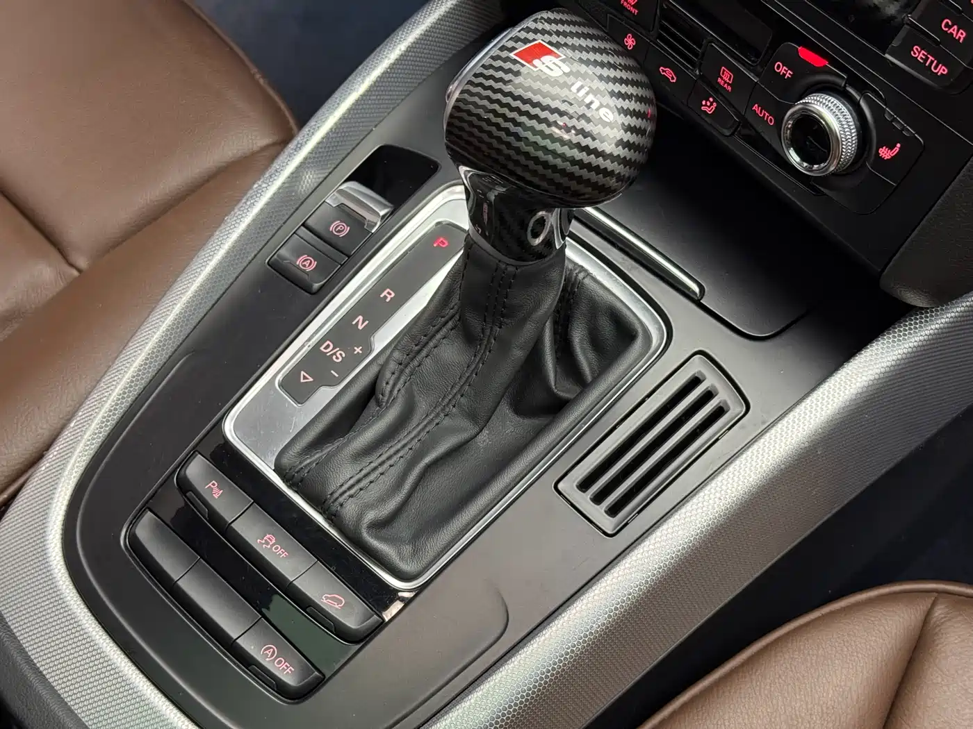 Audi Q5 2015 40 TFSI Technology фото 19