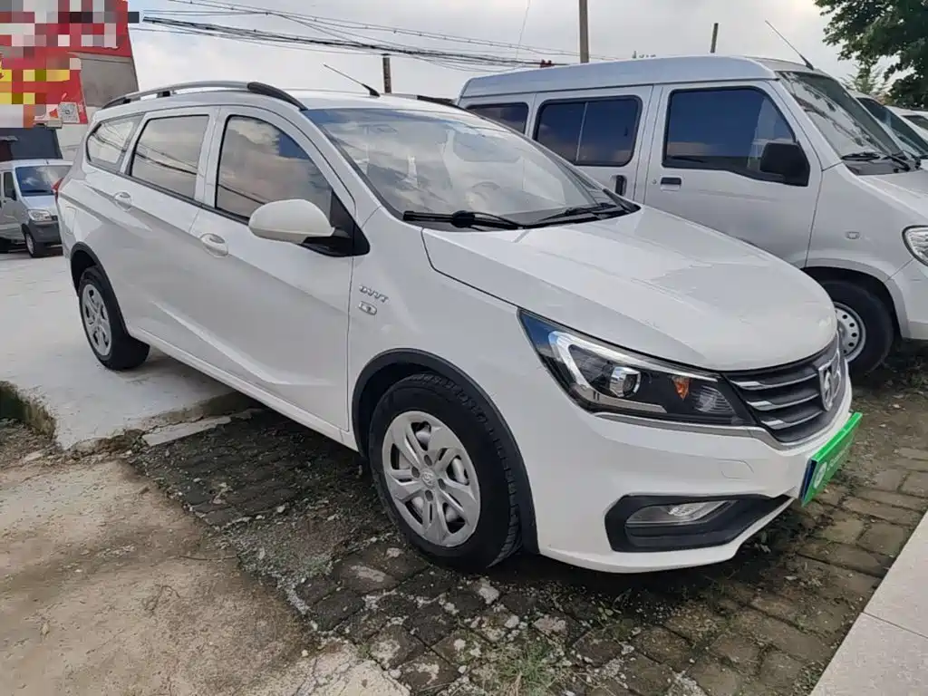 Baojun 310W 2019 2017 1.5L Manual Comfort China V