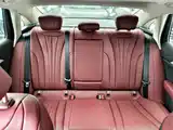 Фото 12 - Hongqi H5