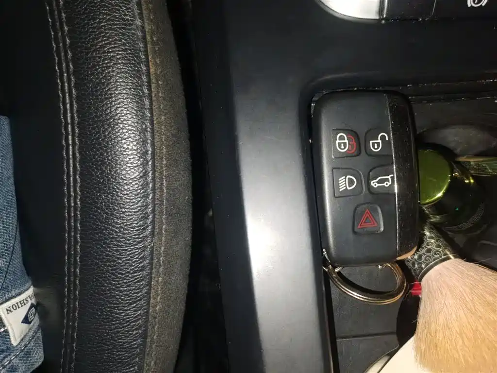 Land Rover Discovery Sport 2018 240PS SE Edition фото 12