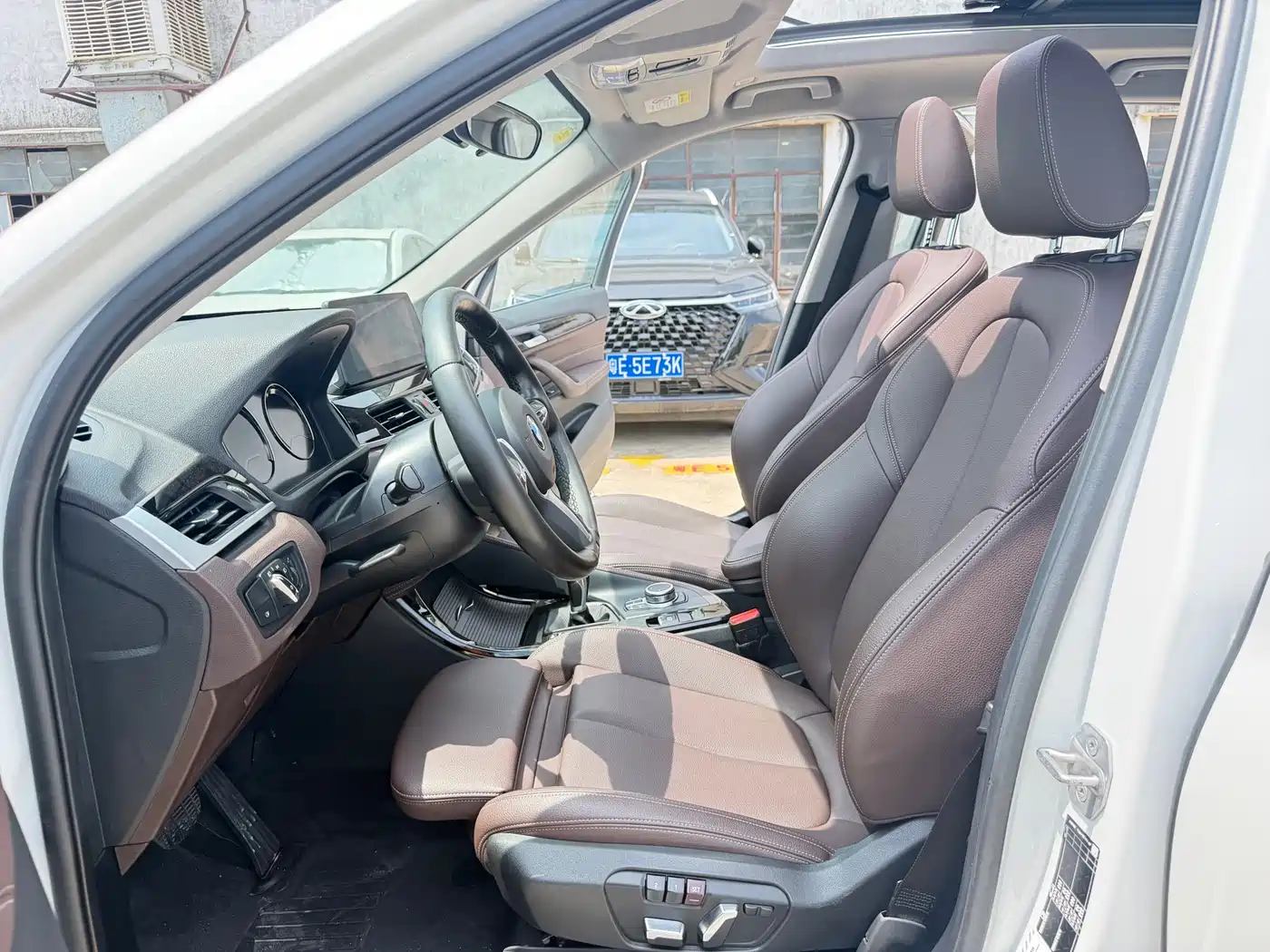 BMW X1 2022 sDrive20Li Premium фото 11