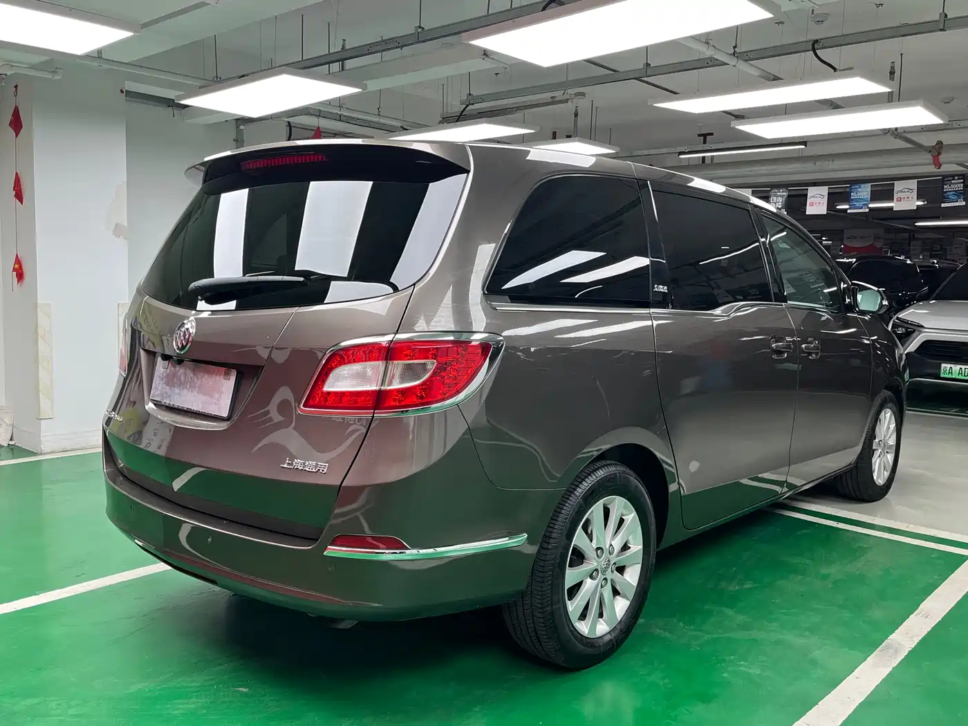Buick GL8 2013 2.4L CT Luxury Business Comfort Edition фото 7