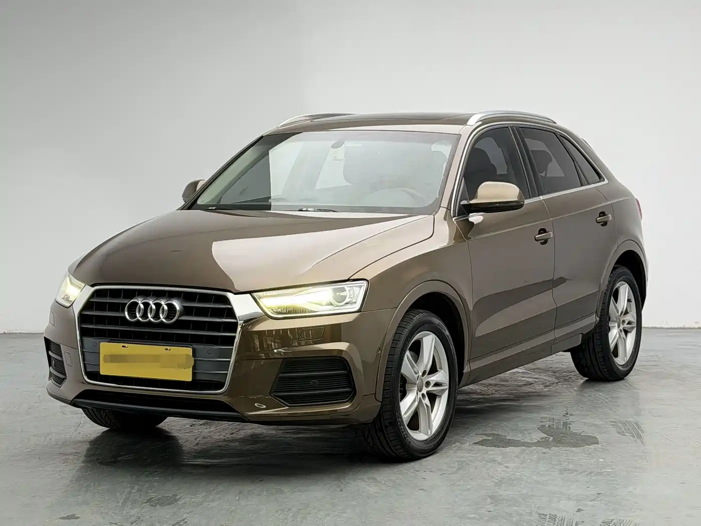 Фото 1 - Audi Q3