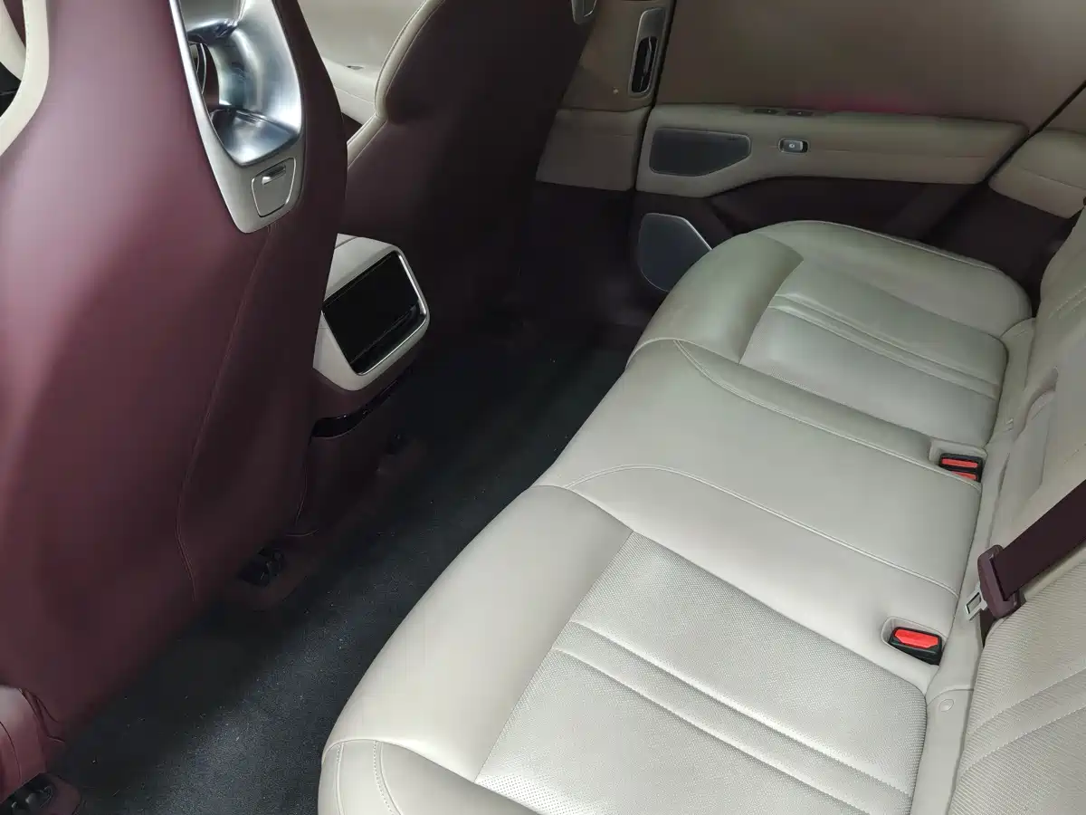 Xiaomi Auto Xiaomi YU7 2025 Ultra Long Range High Performance AWD Max Edition фото 9
