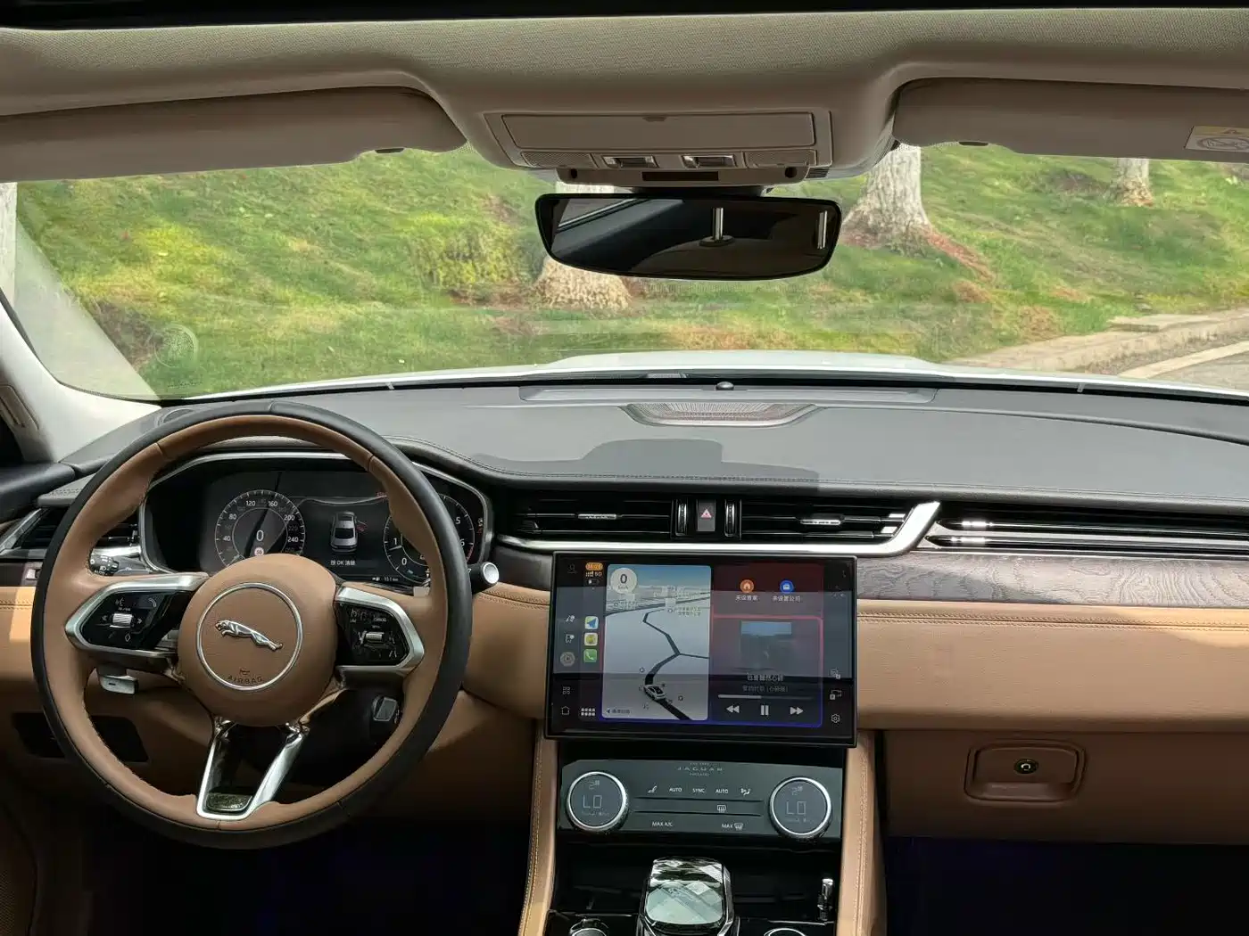 Jaguar XFL 2024 2.0T P250 2WD Premium Luxury фото 6