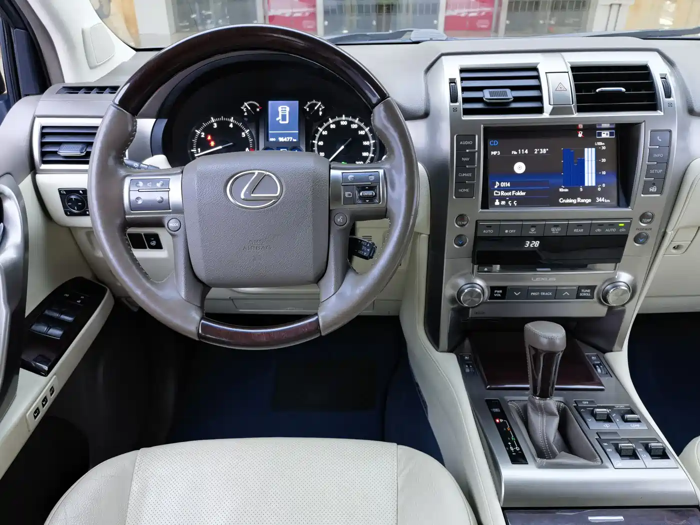 Lexus GX фото 7
