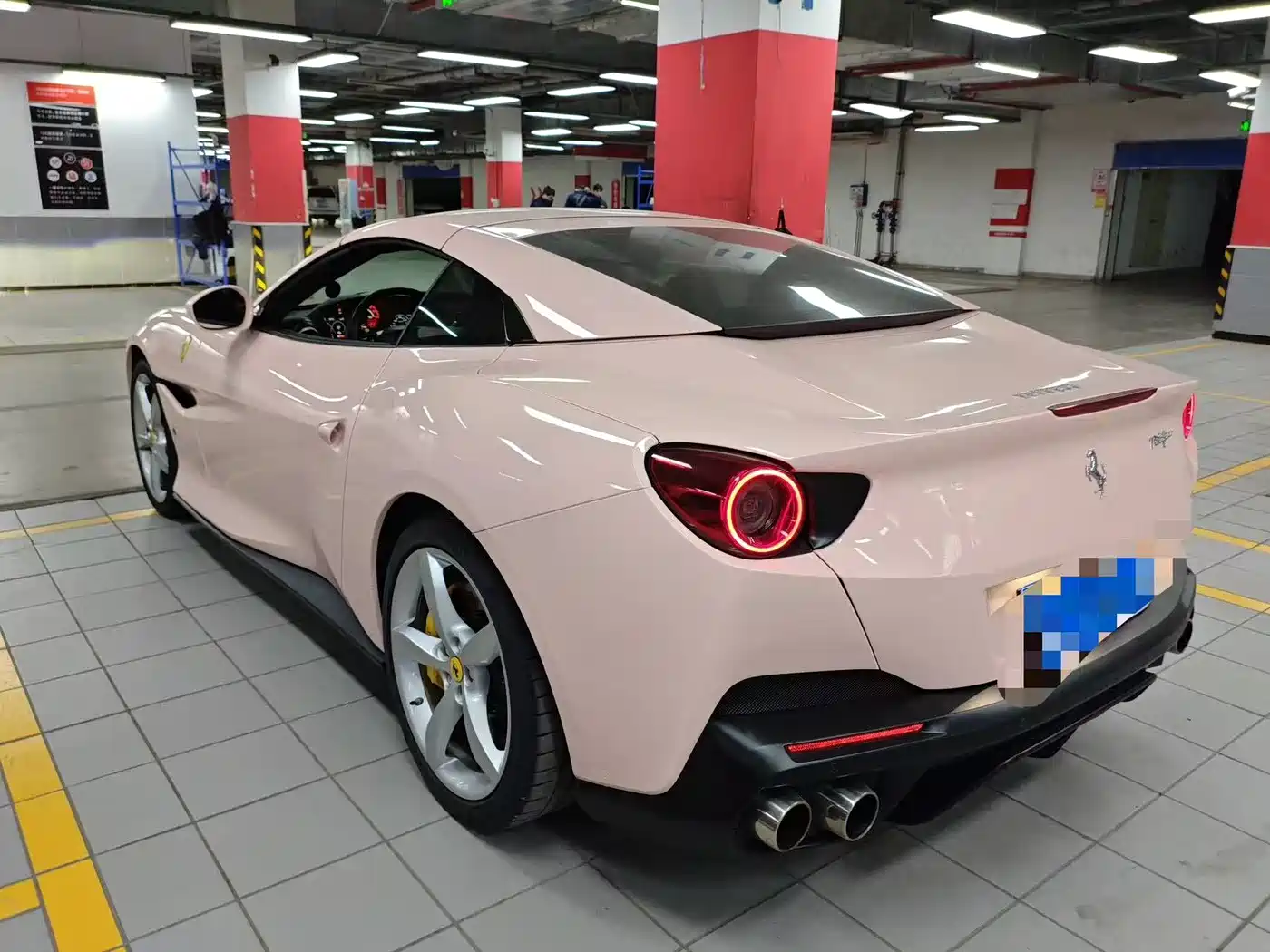Ferrari Portofino 2019 2018 Model 3.9T