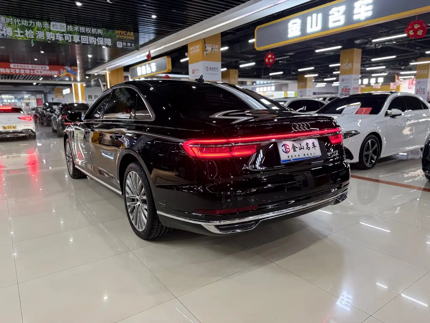 Audi A8 2021 A8L 50 TFSI quattro Comfort фото 12