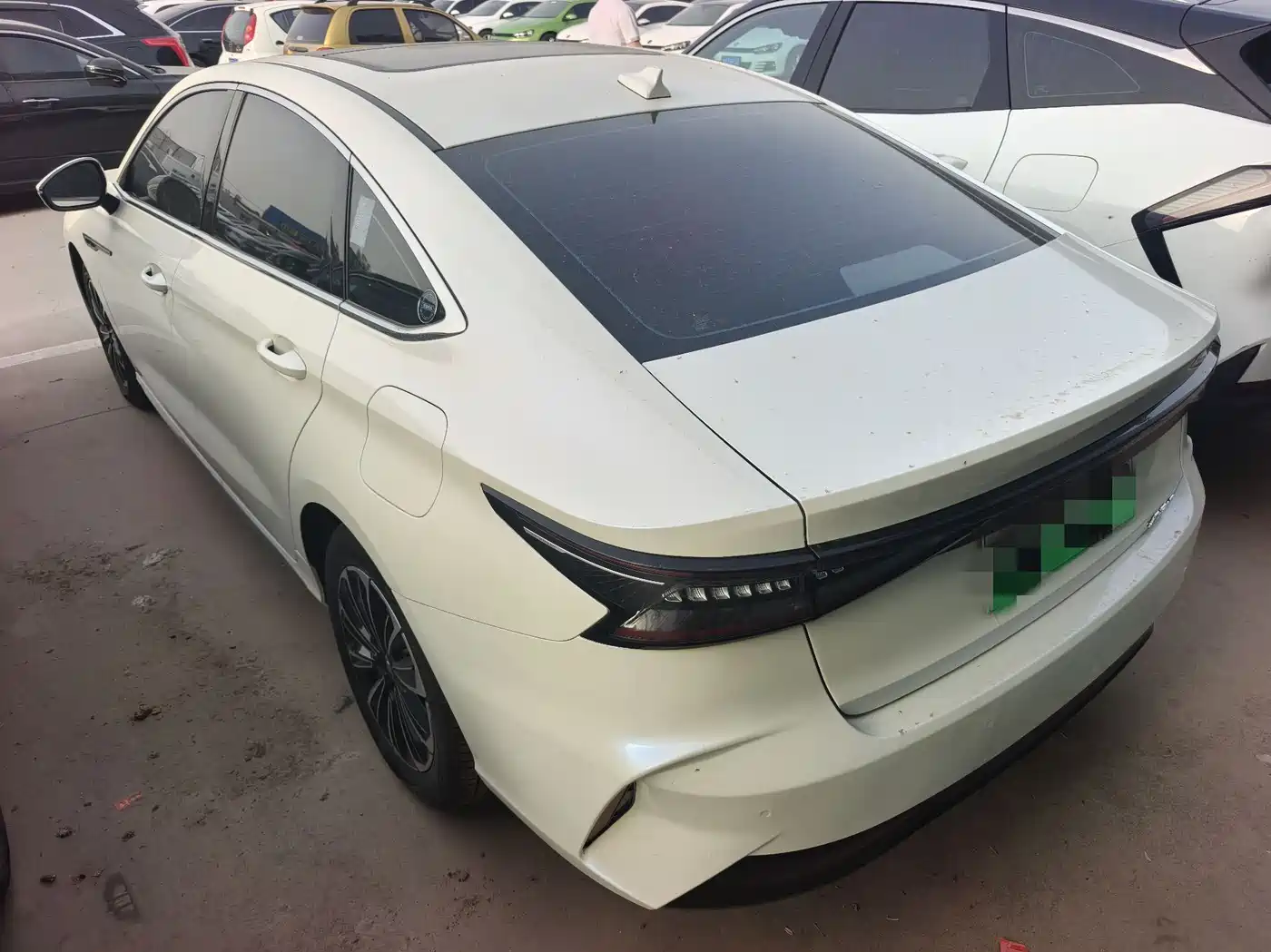 CHERY FENGYUN A8