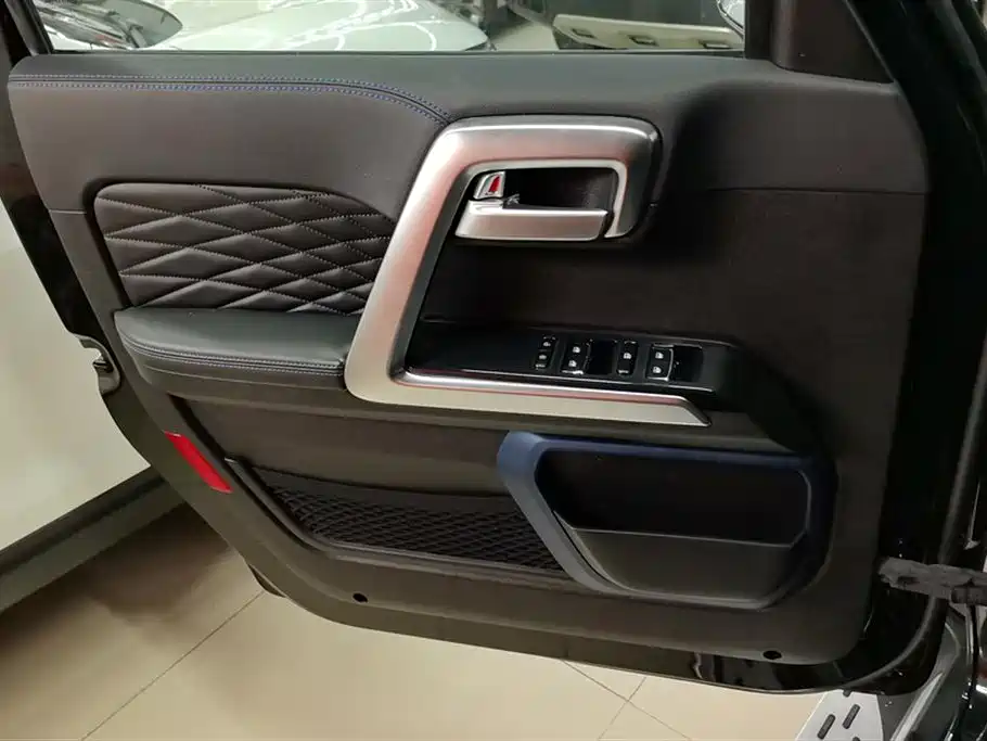 BAIC ORV Beijing Offroad BJ40 2020 2.0T Automatic AWD Urban Hunter Edition Hero Type фото 7