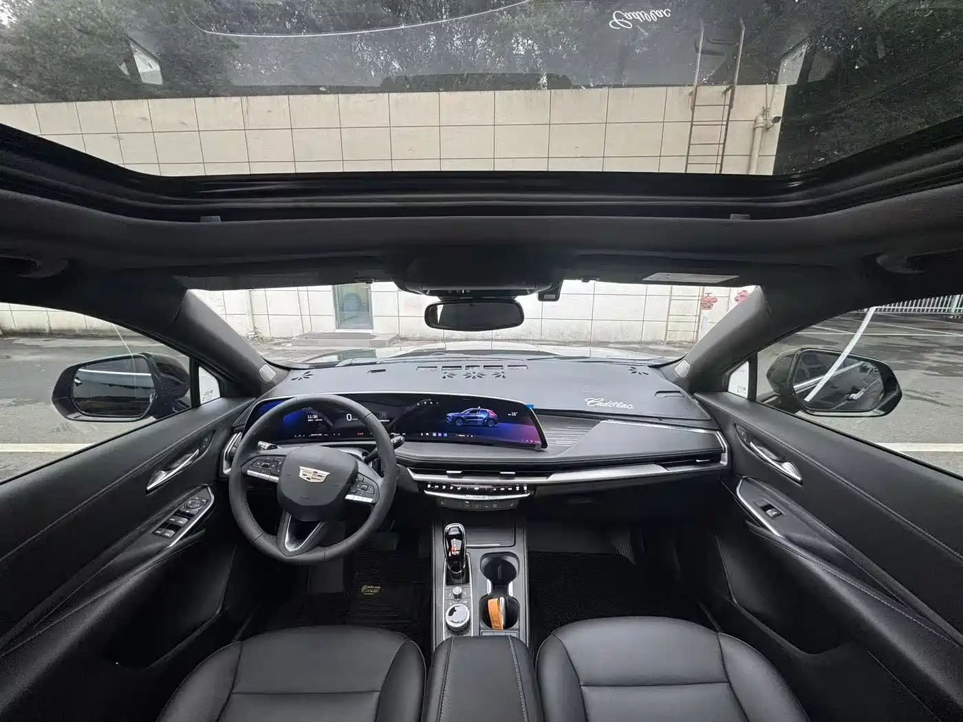CADILLAC XT4