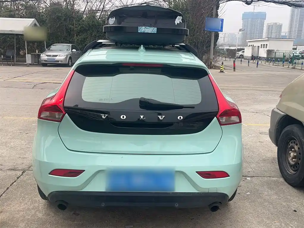 Volvo V40 2018 2017 T3 Inscription