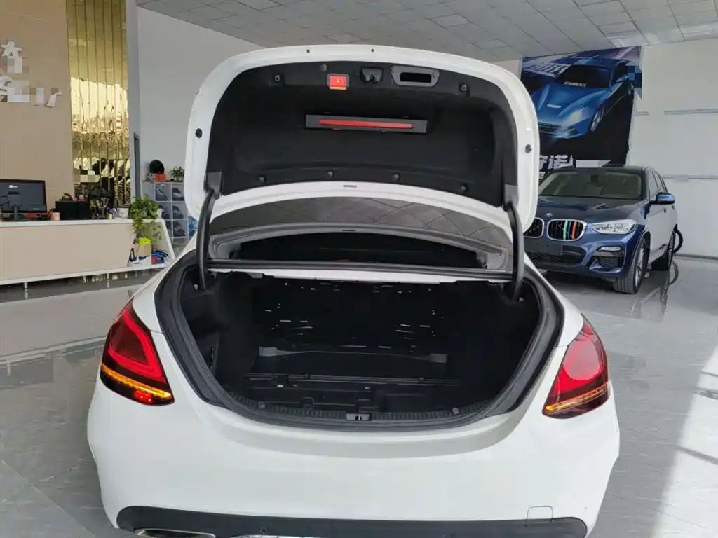 Mercedes-Benz C-Class 2019 C 180 L Fashion Sport Edition фото 19