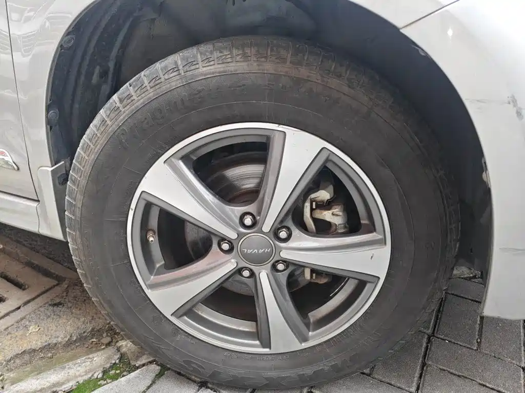 Photo 8 - Haval H6