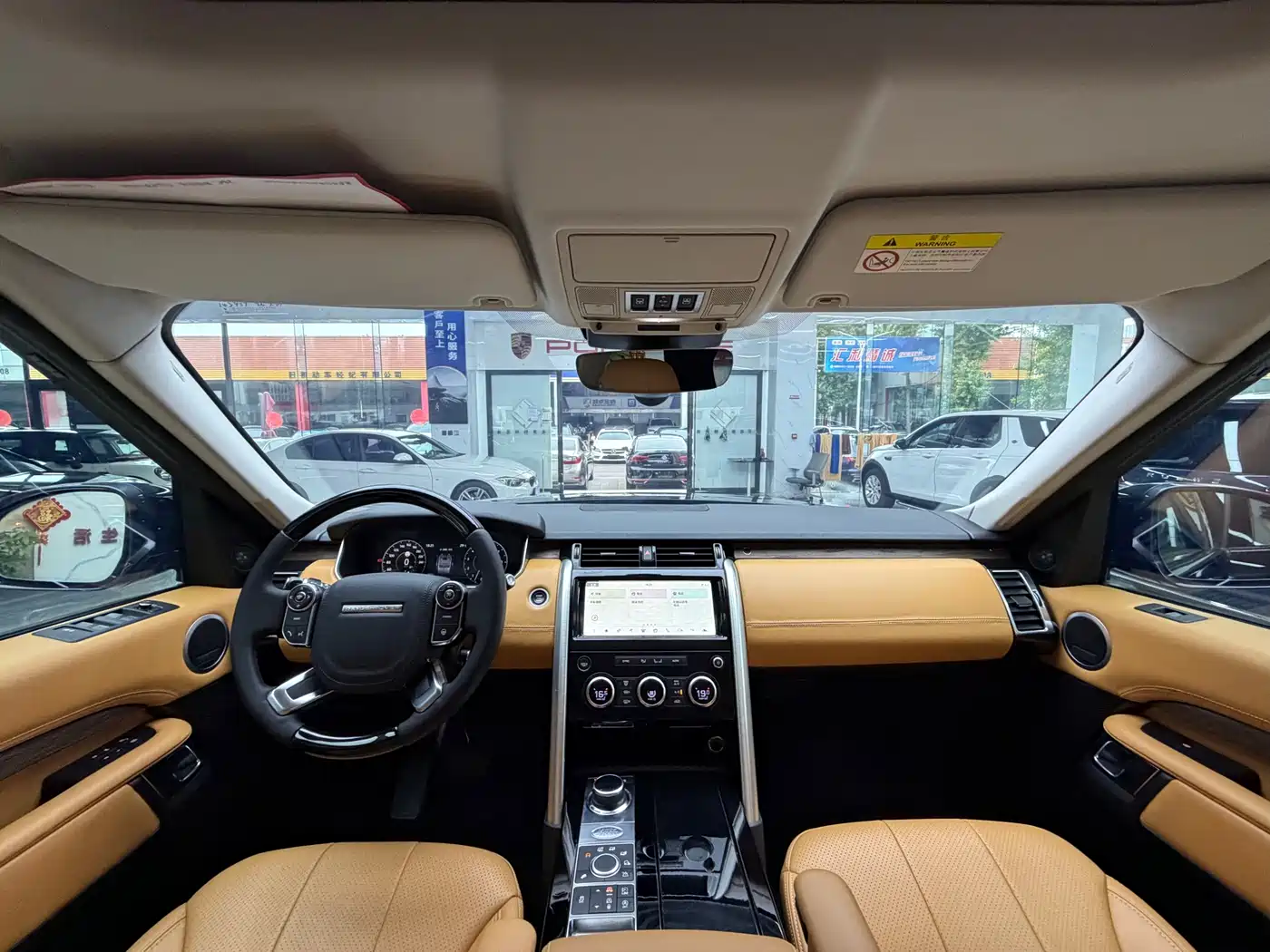 Land Rover Discovery 2017 3.0 SC V6 HSE фото 21