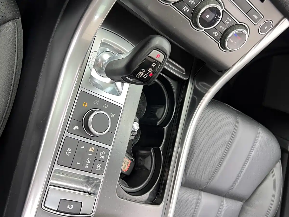 Фото 22 - Land Rover Range Rover Sport