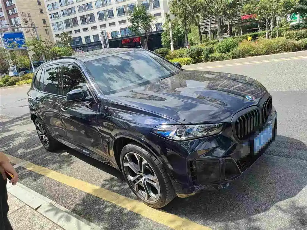 BMW X5 2026 2026 xDrive 40Li M Sport Night Edition Package