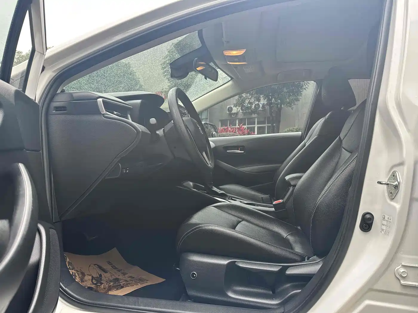 Toyota Corolla 2019 1.2T S-CVT GL-i Elite Edition фото 6