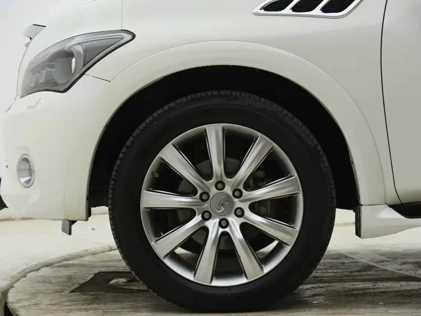 Infiniti QX 2011 2011 QX56