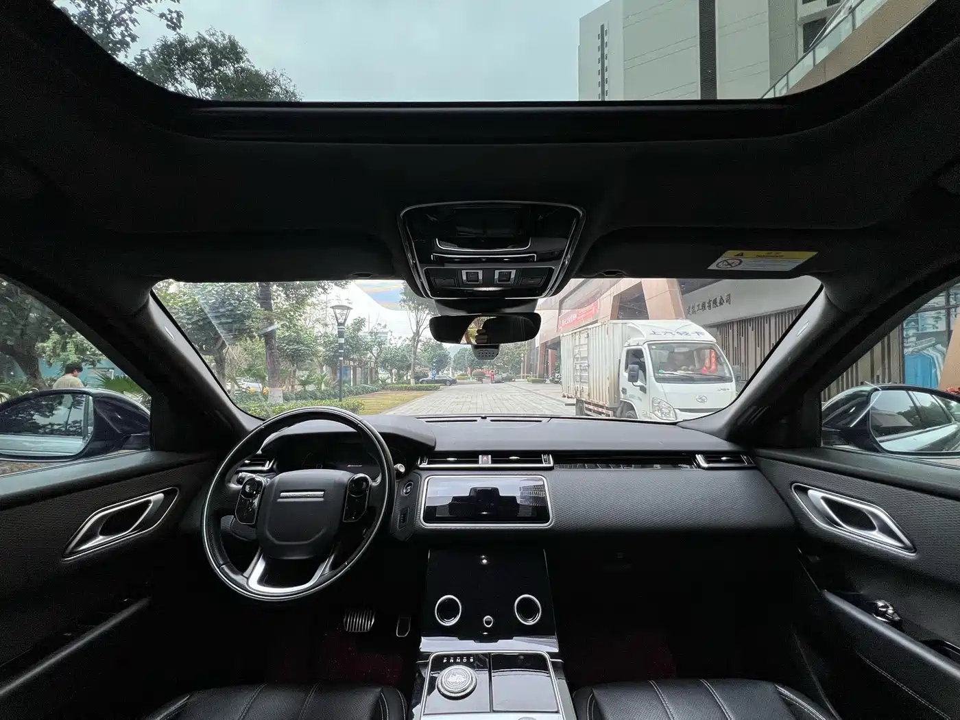 Land Rover Range Rover Velar 2020 P250 R-DYNAMIC S фото 8