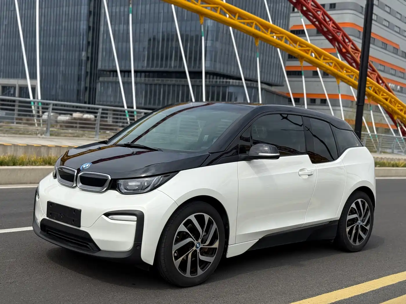 BMW I3