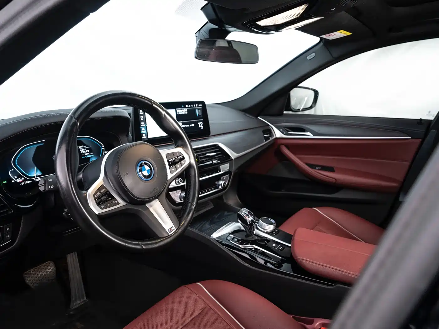 BMW 5 Series New Energy 2022 Model Second Facelift 535Le M Sport Package фото 15