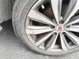 Фото 7 - Roewe RX5 MAX