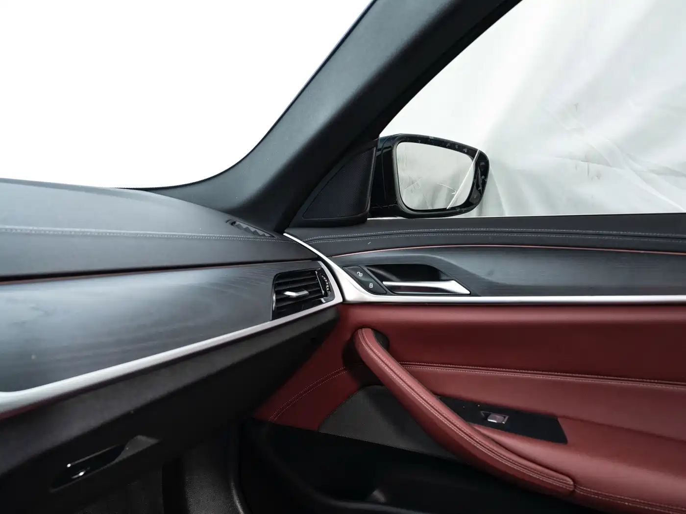 BMW 5 Series New Energy 2022 Model Second Facelift 535Le M Sport Package фото 17