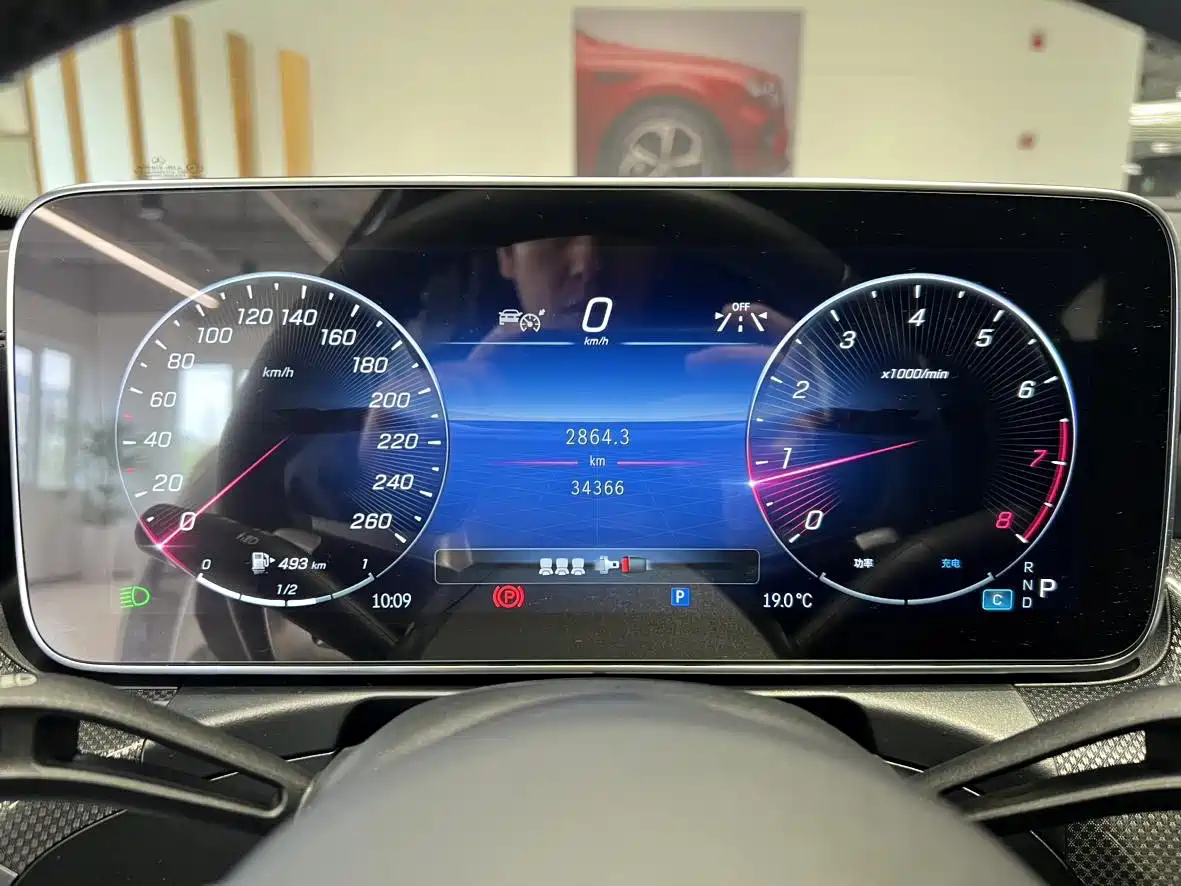 Mercedes-Benz C-Class 2023 Facelift C 260 L Sport Edition фото 13