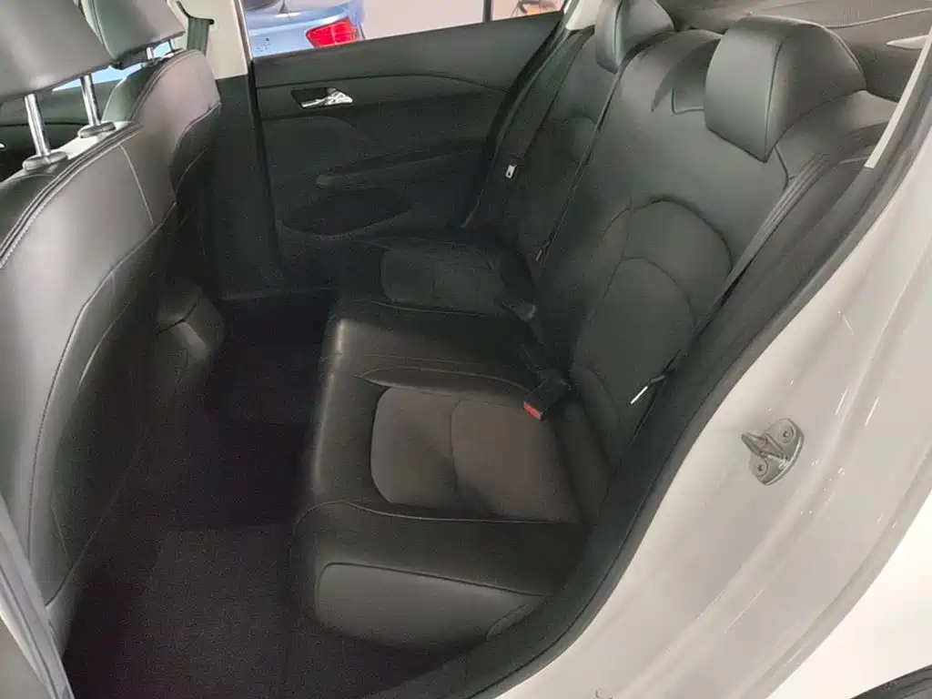 Chevrolet Cavalier 2017 2018 320 Manual Joy Edition