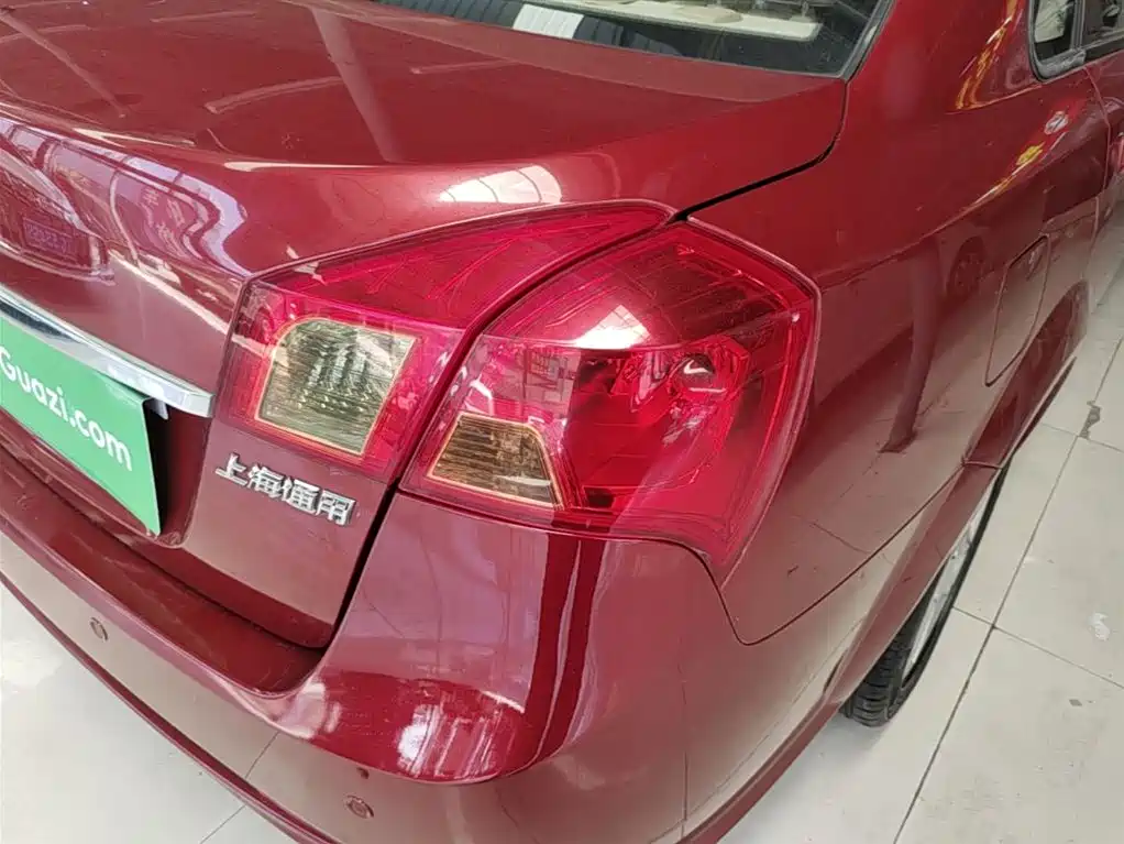 Buick Excelle 2013 1.5L Automatic Exclusive фото 8