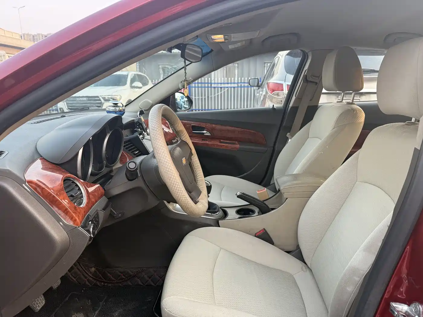 Chevrolet Cruze 2015 1.5L Classic SL MT фото 4