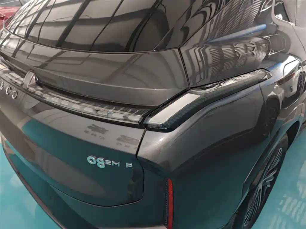 Lynk & Co 08 EM-P 2025 120km Long Range Halo фото 8