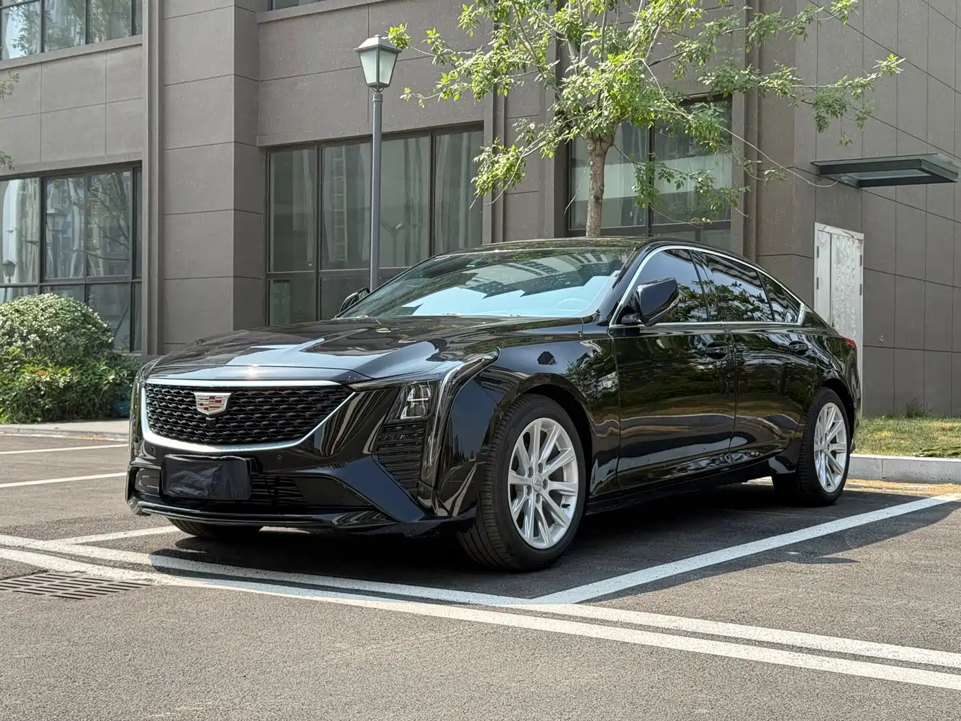 Cadillac CT5 2025 Model 28T Urban Style