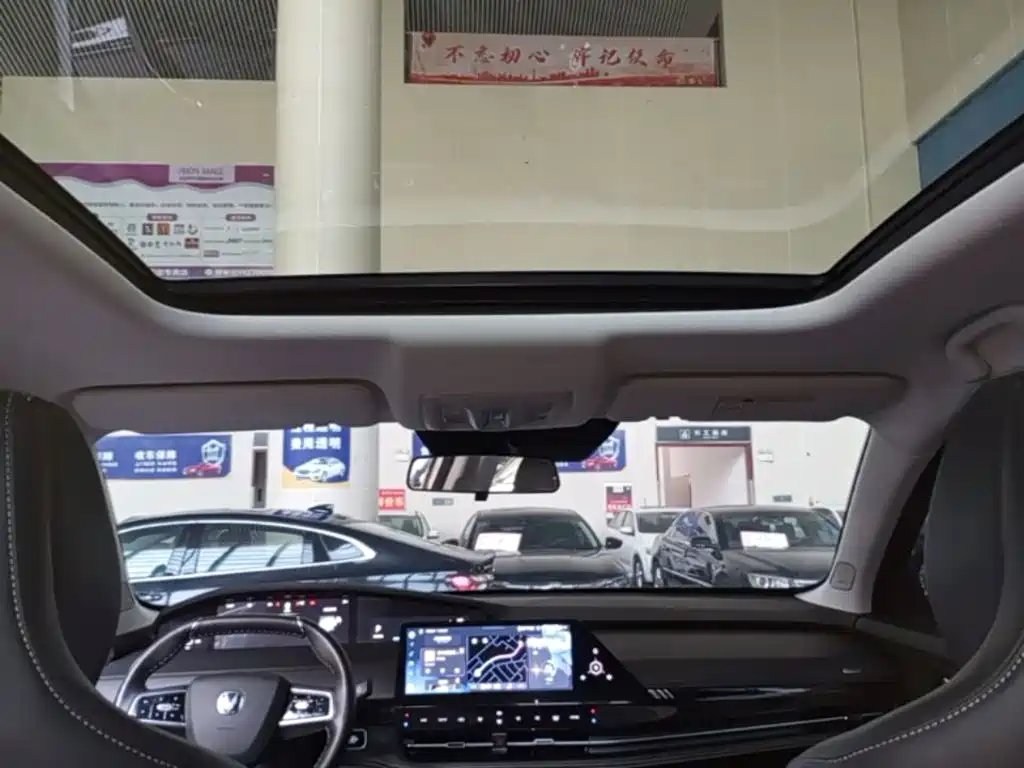 Changan UNI-K 2025 2024 2.0T FWD Premium