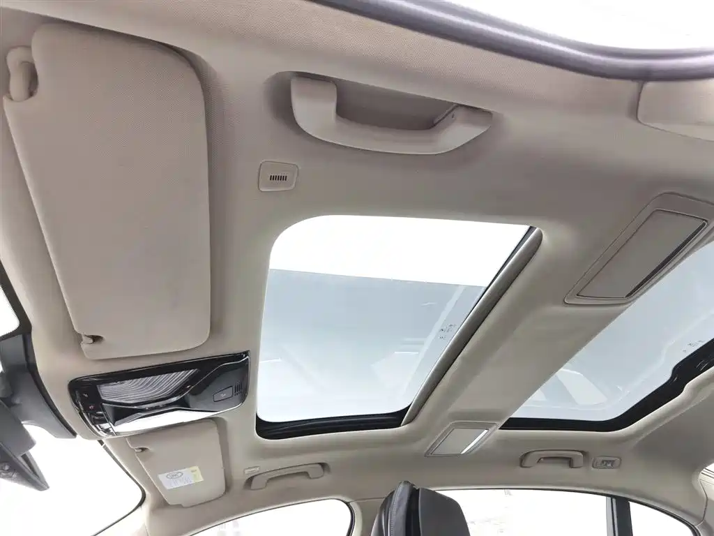 BMW 7 Series 2018 740Li Leading Type Excellence Package фото 14