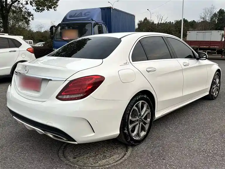 Mercedes-Benz C-Class 2018 C 180 L Fashion Sport Edition фото 24